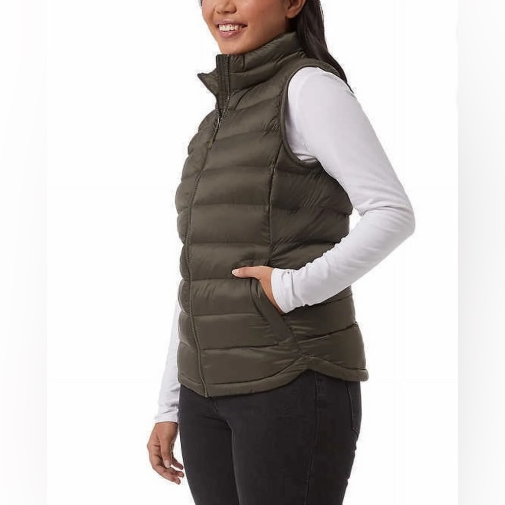 Women’s 32 Degrees Heat Quilted Puffer Vest - Forestwood Green Size Medium NWOT
